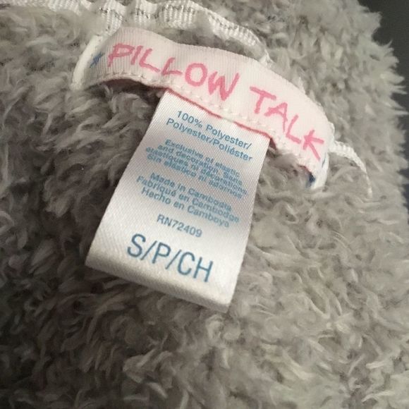 Modcloth Pillow Talk Fluffy Gray Cat Robe - Picture 5 of 7